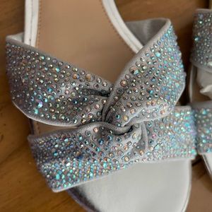 Beautiful Silver Stone All Occasion Sandals